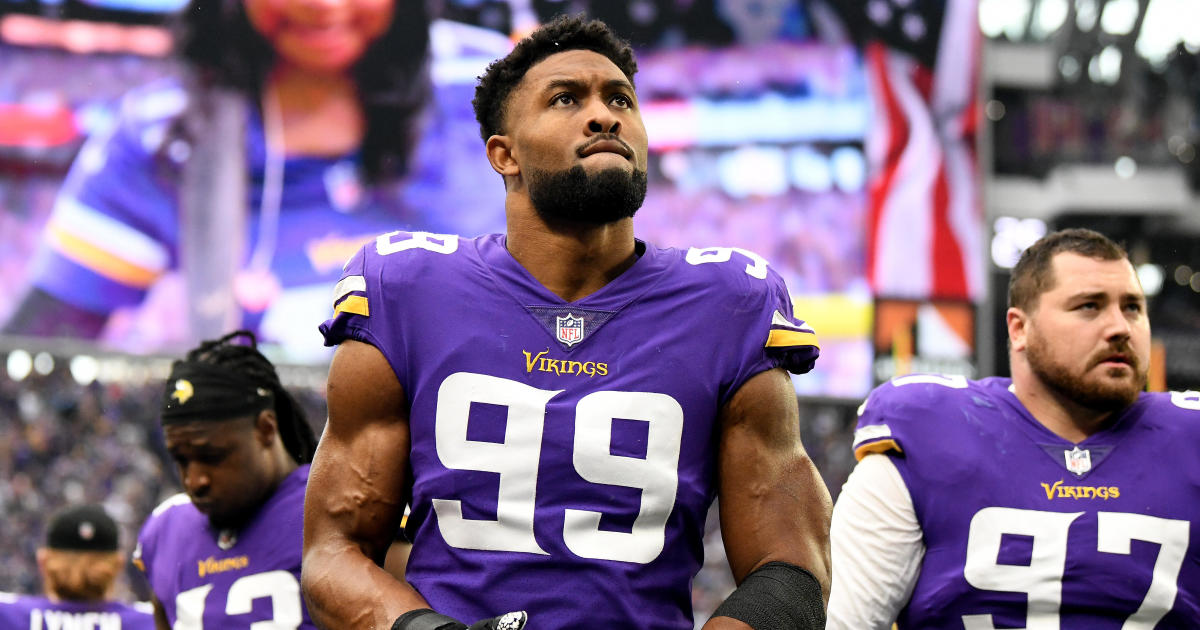 Vikings, edge rusher Danielle Hunter reportedly agree to 1-year deal worth  up to $20 million - CBS Minnesota