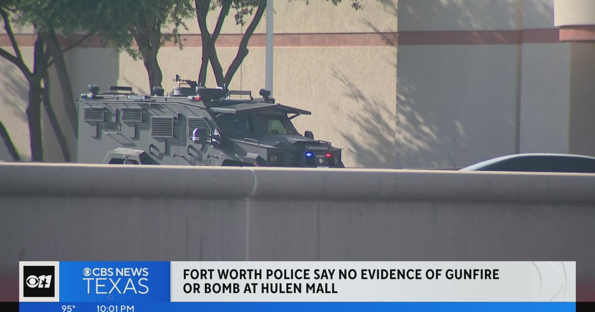 Fort Worth's Hulen Mall evacuated after bomb threat hoax - CBS Texas