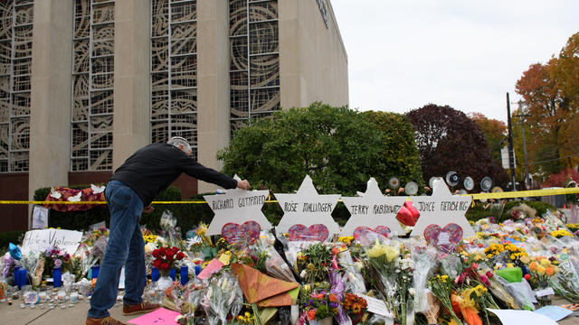 Memorial For Victims Of Mass Shooting At Pittsburgh Synagogue 