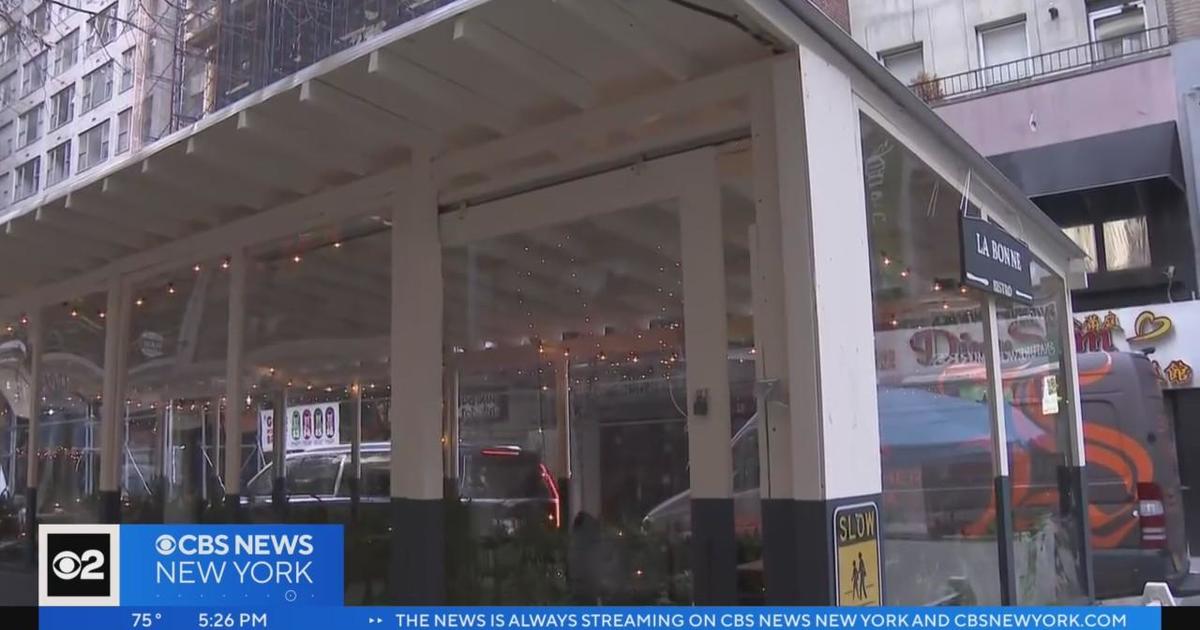 Outdoor dining discount near times square