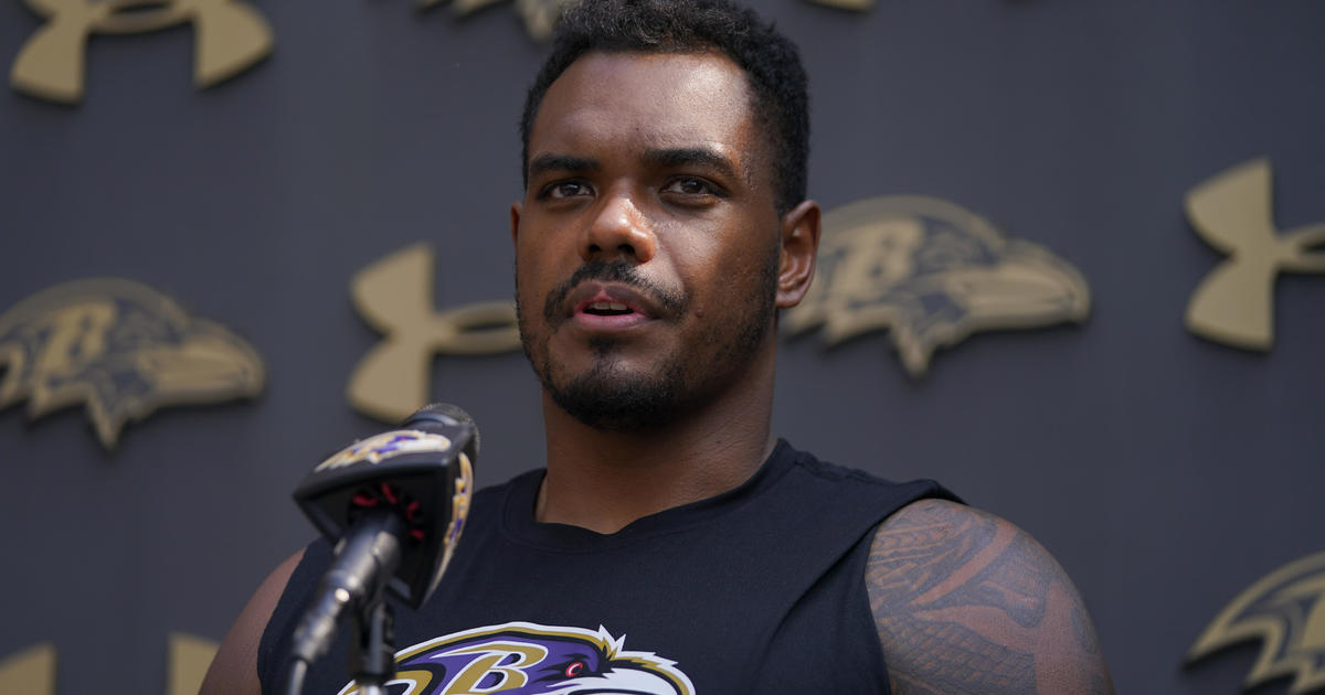 Ravens' tackle Ronnie Stanley healthy and ready to protect Lamar Jackson -  CBS Baltimore