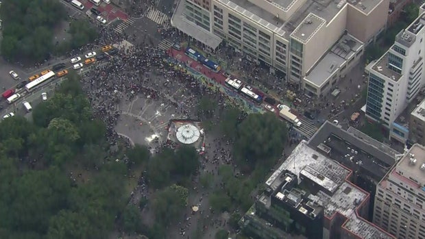 An aerial view of thousands of people crowded into Union Square.