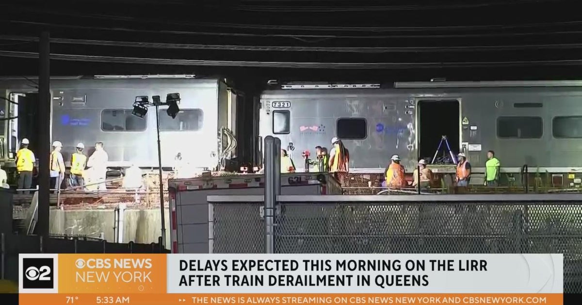 LIRR riders should expect delays following derailment - CBS New York