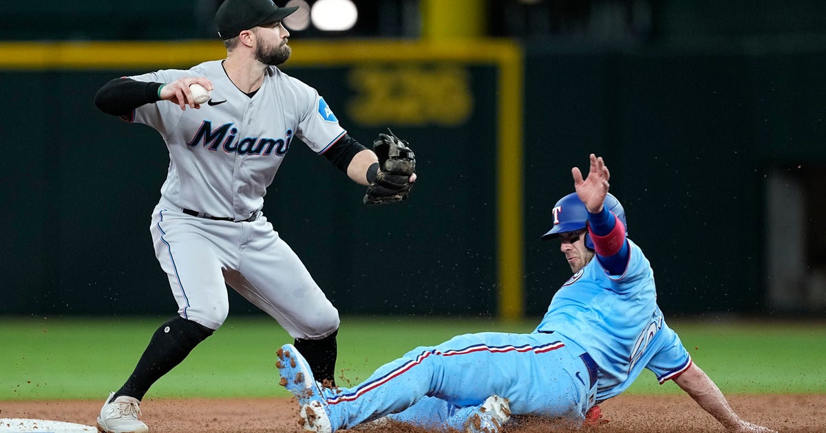 Rangers blank Marlins for 6th straight earn Rangers blank Marlins for 6th straight earn