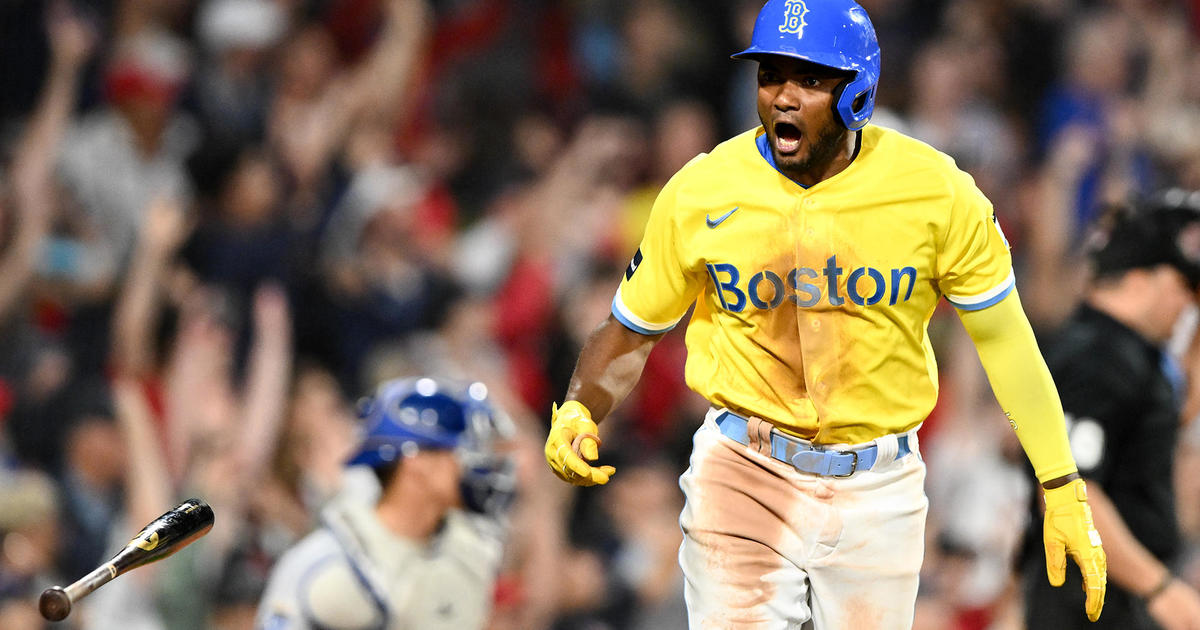 Reyes hits walkoff grand slam to lead Red Sox to 6-2 win over Royals - CBS  Boston