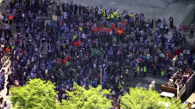 l-a-city-worker-strike-city-hall.jpg 