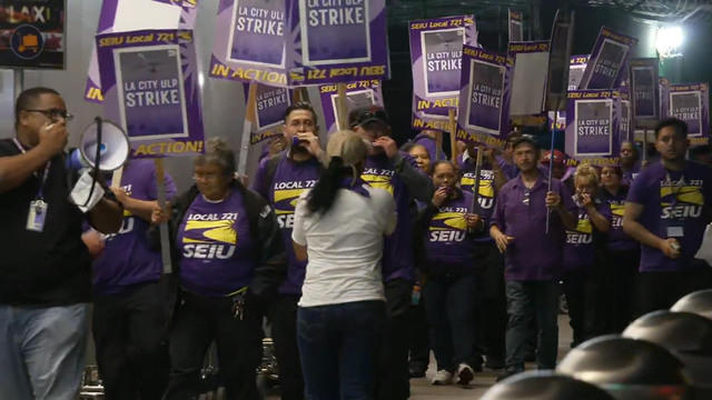 0808-cmo-laworkersstrike-strassman-2189510-640x360.jpg 