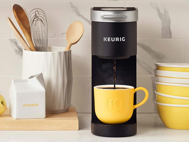 The new Keurig K-Cafe Smart promises to make delicious coffeehouse drinks.  I tried it for myself - CBS News