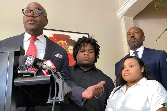 Couple files lawsuit accusing hospital of decapitating their baby during delivery and�concealing�it