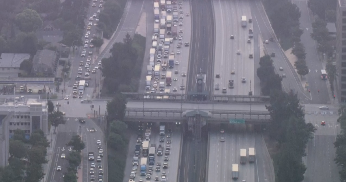 Two people hurt after semi overturns on 210 Freeway in Pasadena CBS