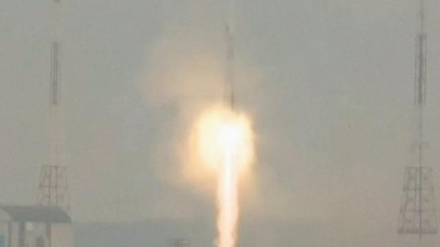 cbsn-fusion-russia-launches-first-mission-to-moon-in-47-years-thumbnail-2200679-640x360.jpg 