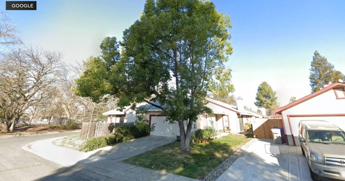 South Natomas residents wonder if lost loggers chopped down wrong tree in front of home for sale