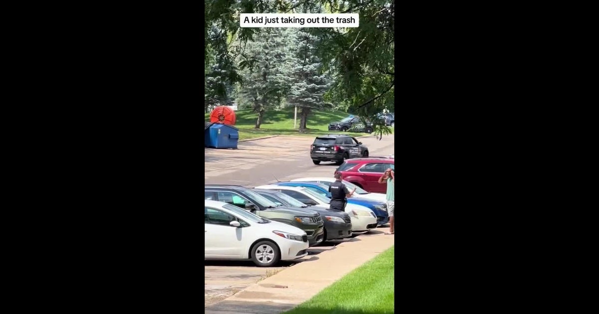 Lansing law enforcement apologize just after 12 calendar year-old boy handcuffed, mistaken for guy preferred for auto thefts Lansing law enforcement apologize just after 12 calendar year-old boy handcuffed, mistaken for guy preferred for auto thefts