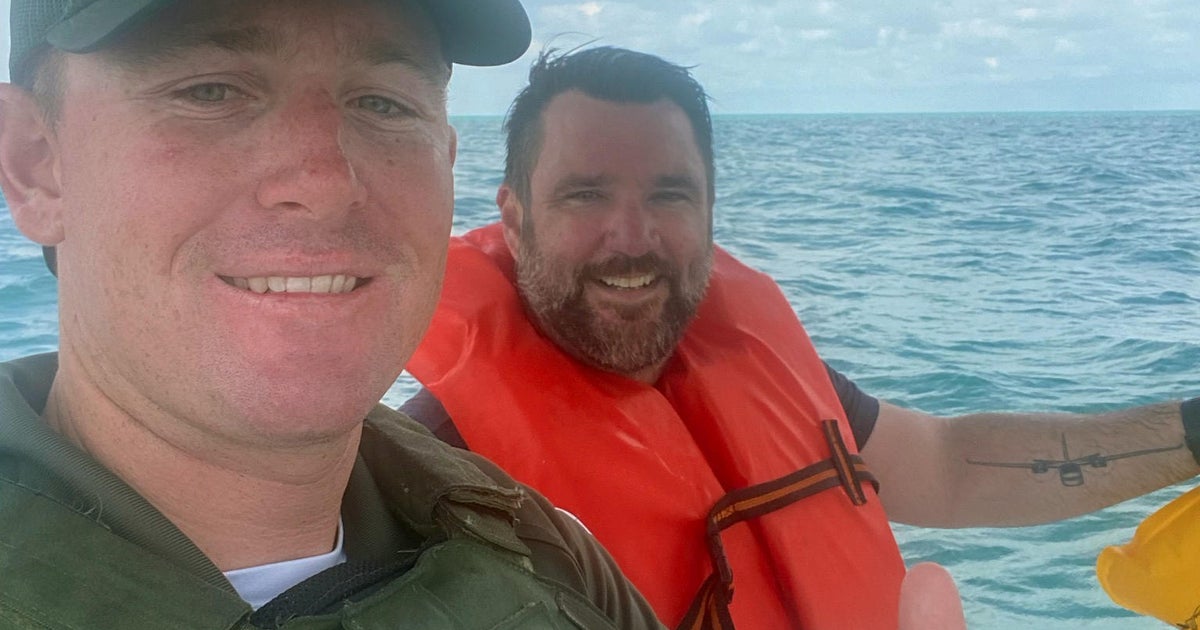 Pilot rescued around Sawyer Vital immediately after plane crashes in Decreased Essential waters, officers say Pilot rescued around Sawyer Vital immediately after plane crashes in Decreased Essential waters, officers say