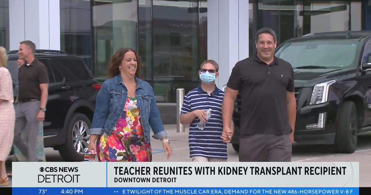 Clarkston teacher reunites with kidney transplant recipient