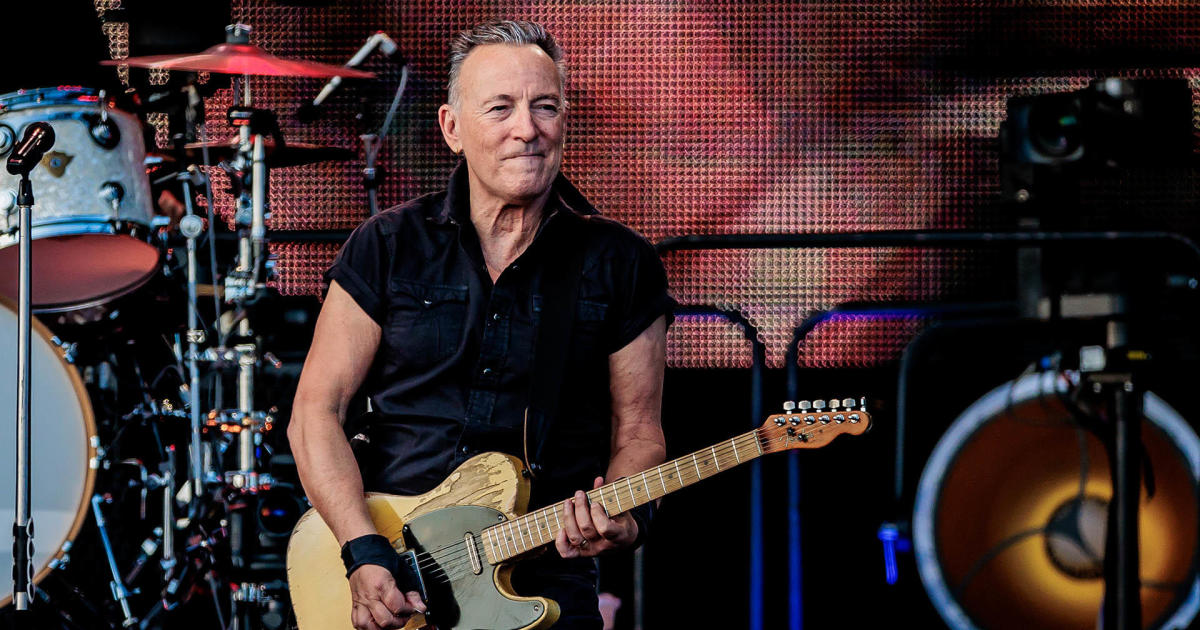 Bruce Springsteen postpones remaining 2023 tour dates for ulcer treatment