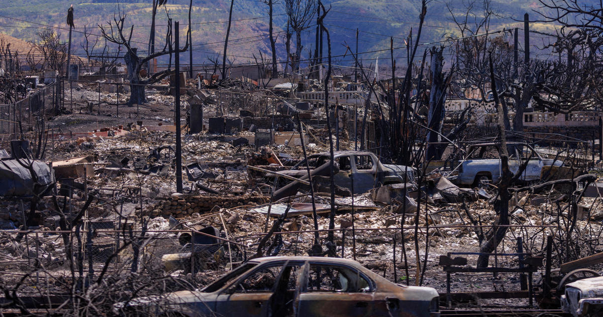 Местните жители на Лахайна описват ужасяваща сцена, докато бушува горският пожар на Мауи: „Сякаш е избухнала бомба“