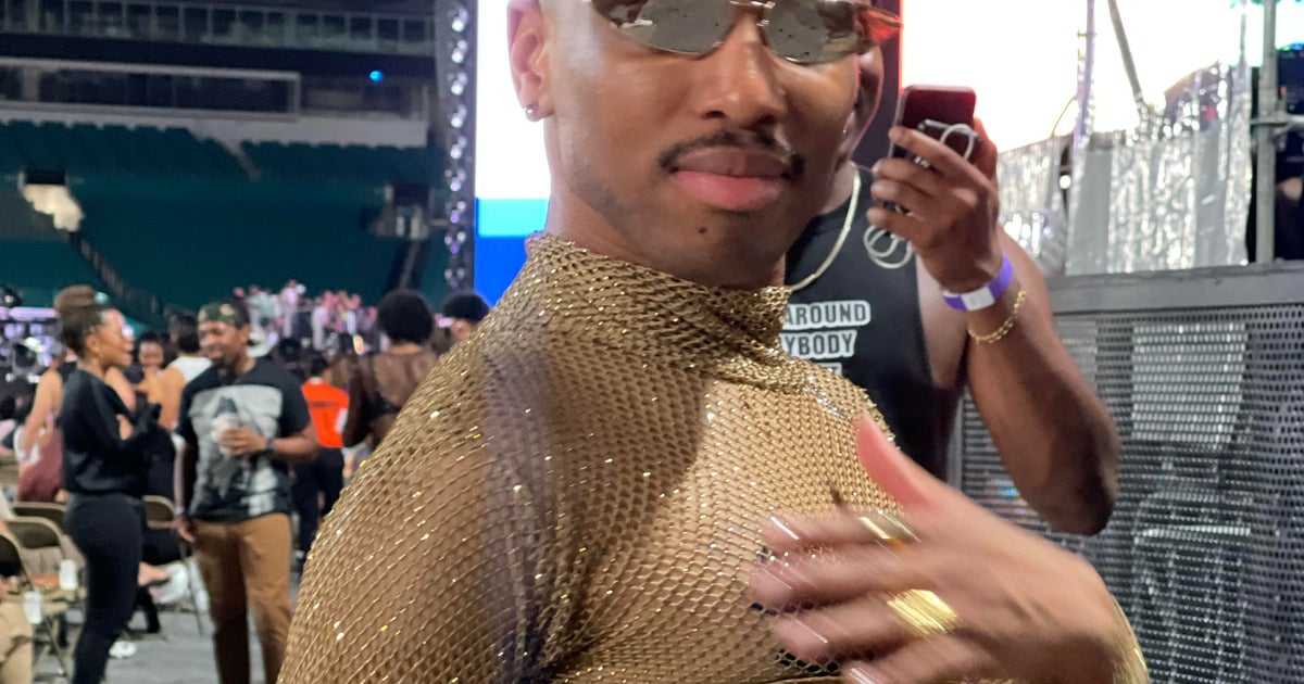 Queen Bey performs at Hard Rock Stadium Queen Bey performs at Hard Rock Stadium