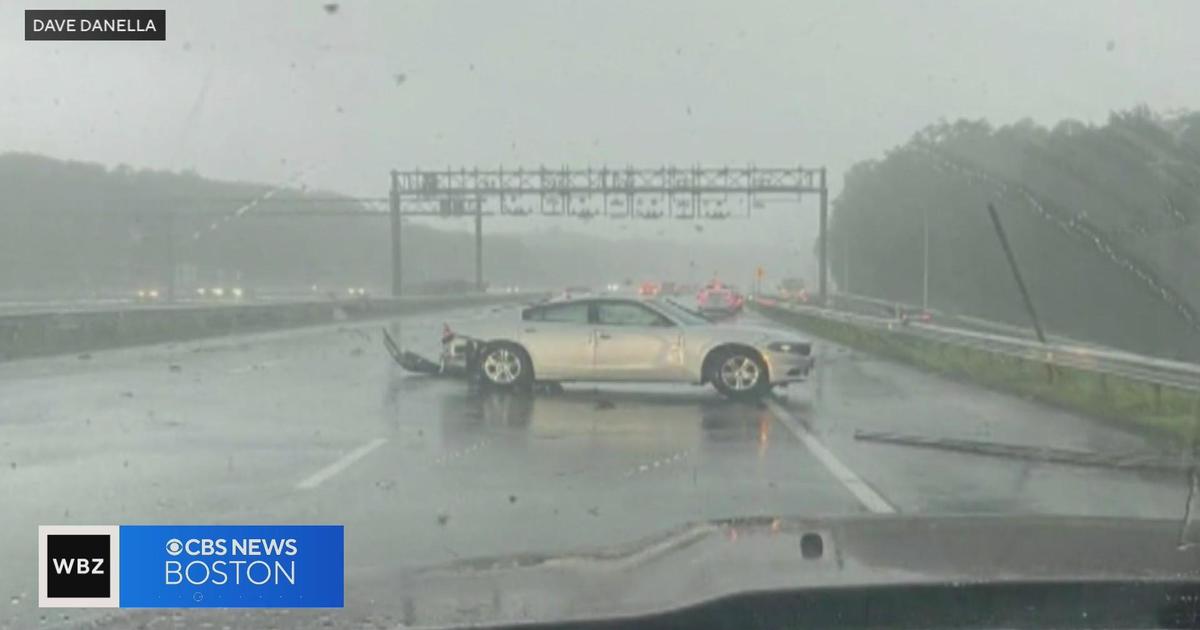 Video from car shows tornado over Route 295 in Rhode Island
