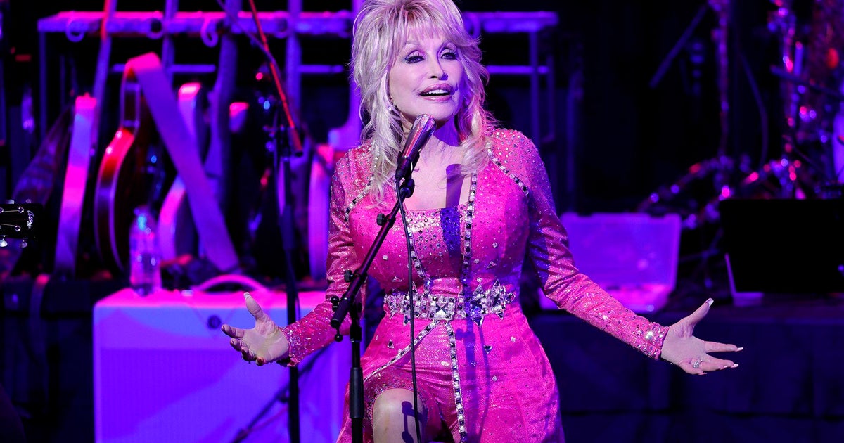 Dolly Parton, Paul McCartney and Ringo Starr appear collectively on her ‘Let It Be’ cover Dolly Parton, Paul McCartney and Ringo Starr appear collectively on her ‘Let It Be’ cover