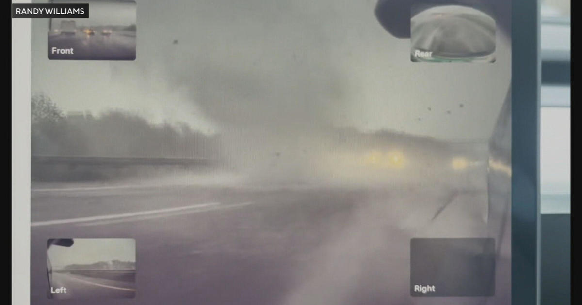 Video from car shows tornado cross Route 295 in Rhode Island