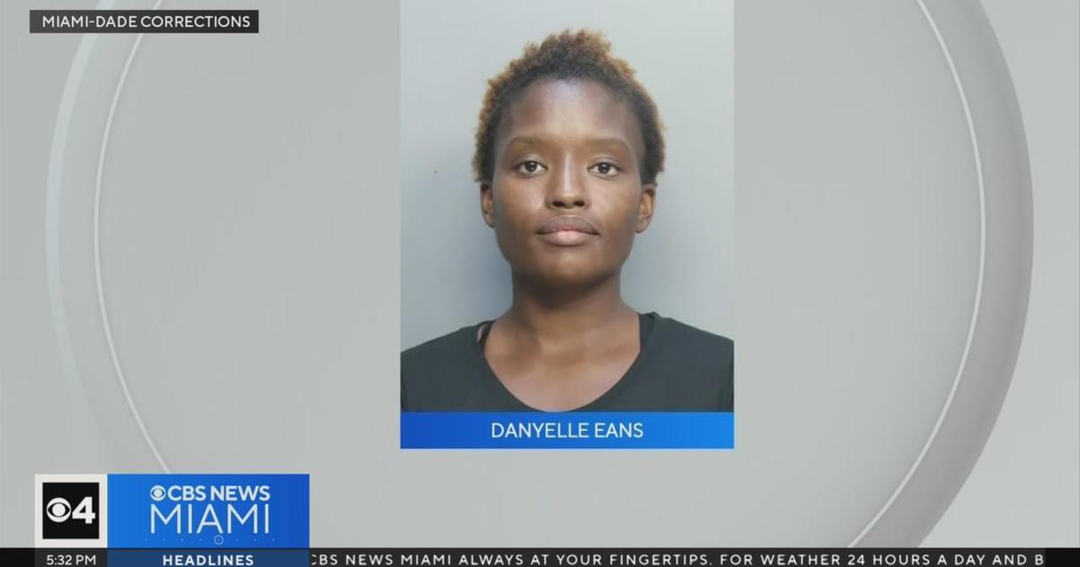 Woman Accused Of Drugging Robbing Men Cbs Miami 