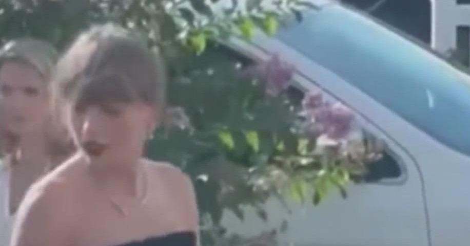 Long Beach Island still abuzz after Taylor Swift multiple celebrities hit Jersey Shore Long Beach Island still abuzz after Taylor Swift multiple celebrities hit Jersey Shore