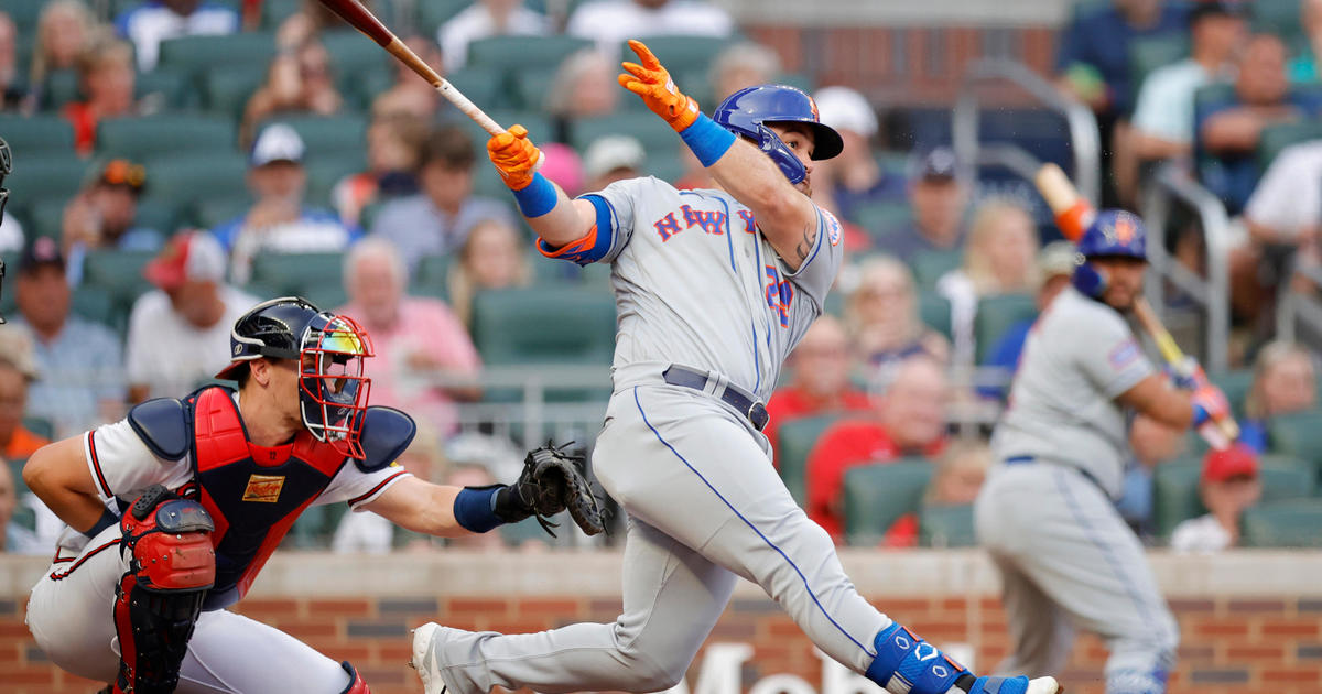Mets launch 3 homers to beat MLB-leading Braves 10-4 for 7th win