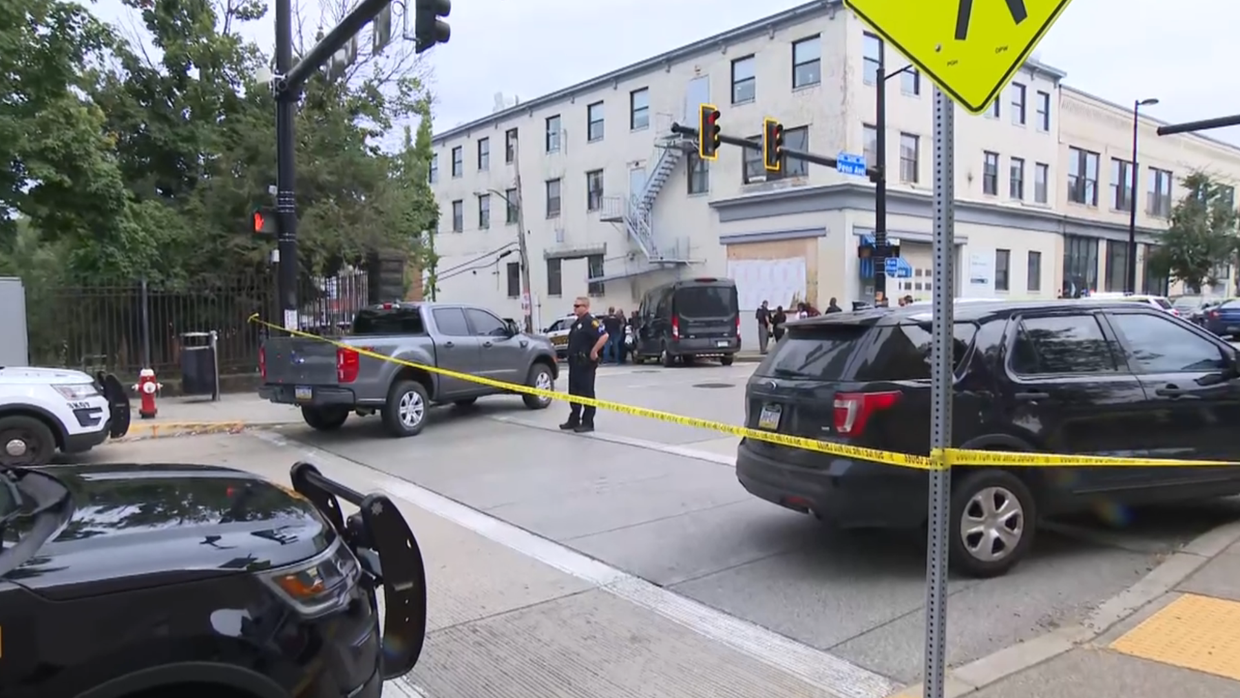 pittsburgh-garfield-swat-standoff-active-shooting.png 