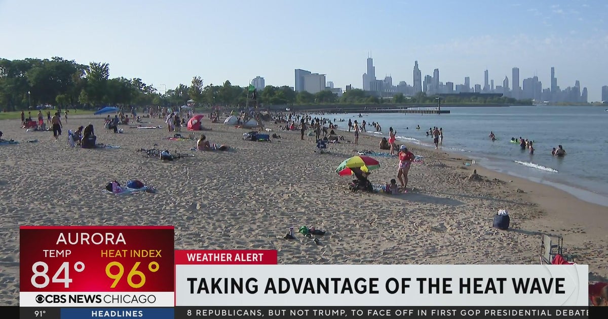 Chicago area copes with record heat and humidity - CBS Chicago