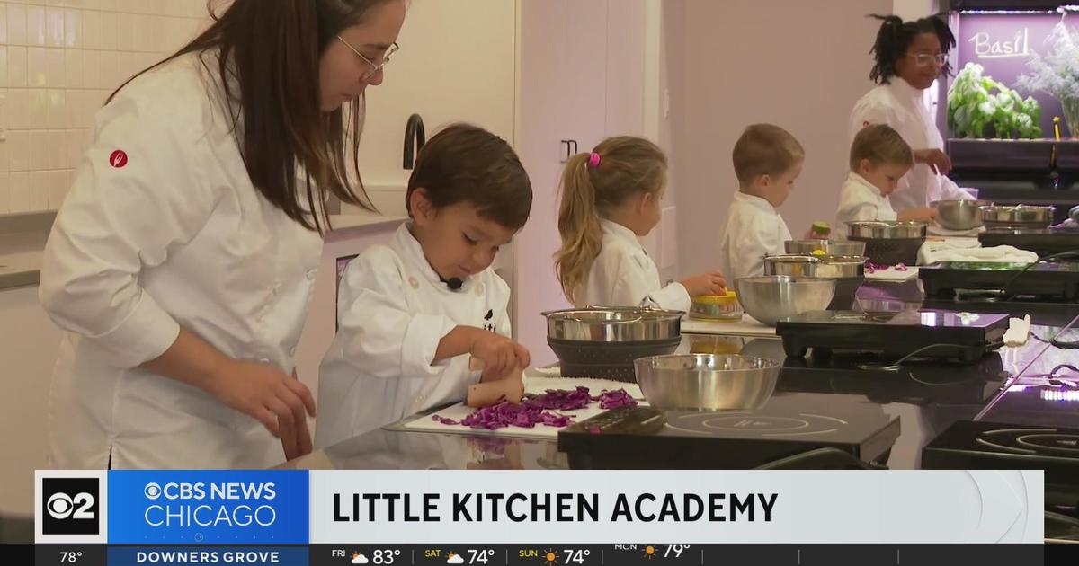 Little Kitchen Academy In Plainfield Teaching Kids Skills Beyond   2e25689db3d9f7b299da88111e3c08dc 