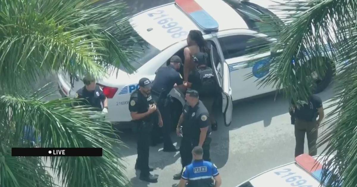 Man In Custody Following Miami Police Pursuit - CBS Miami