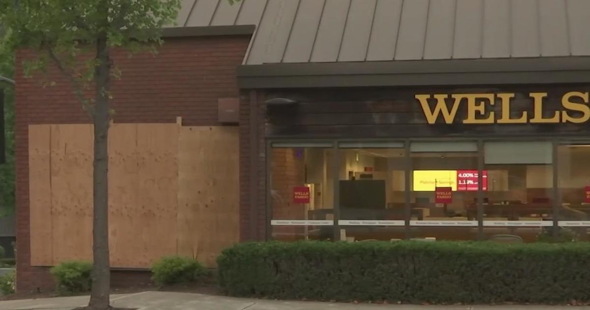 Orinda police SUV slams through wall of Wells Fargo location CBS