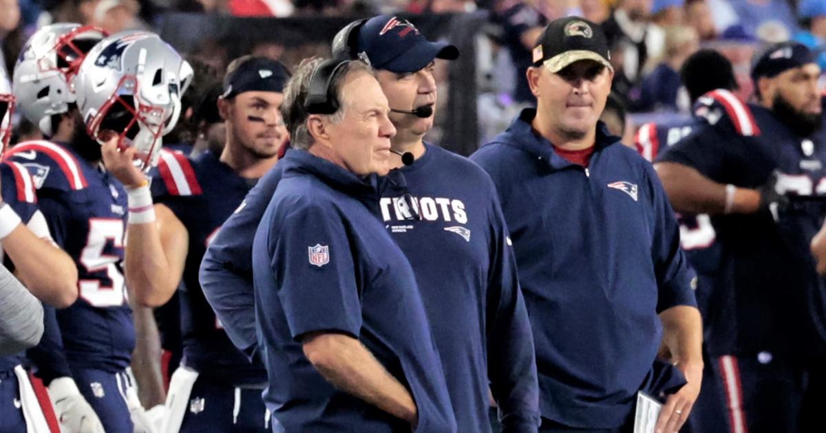 Bill Belichick gives a status update on 2 Patriots offensive