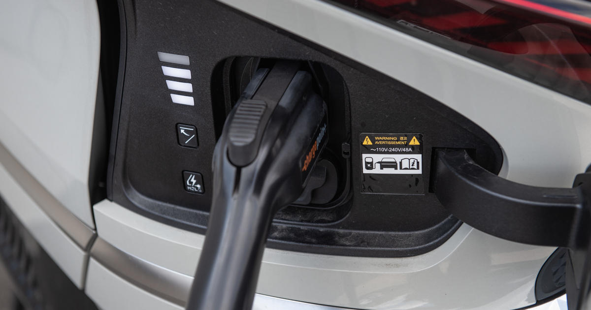 Illinois sees 44% more electric cars on the road in 2023