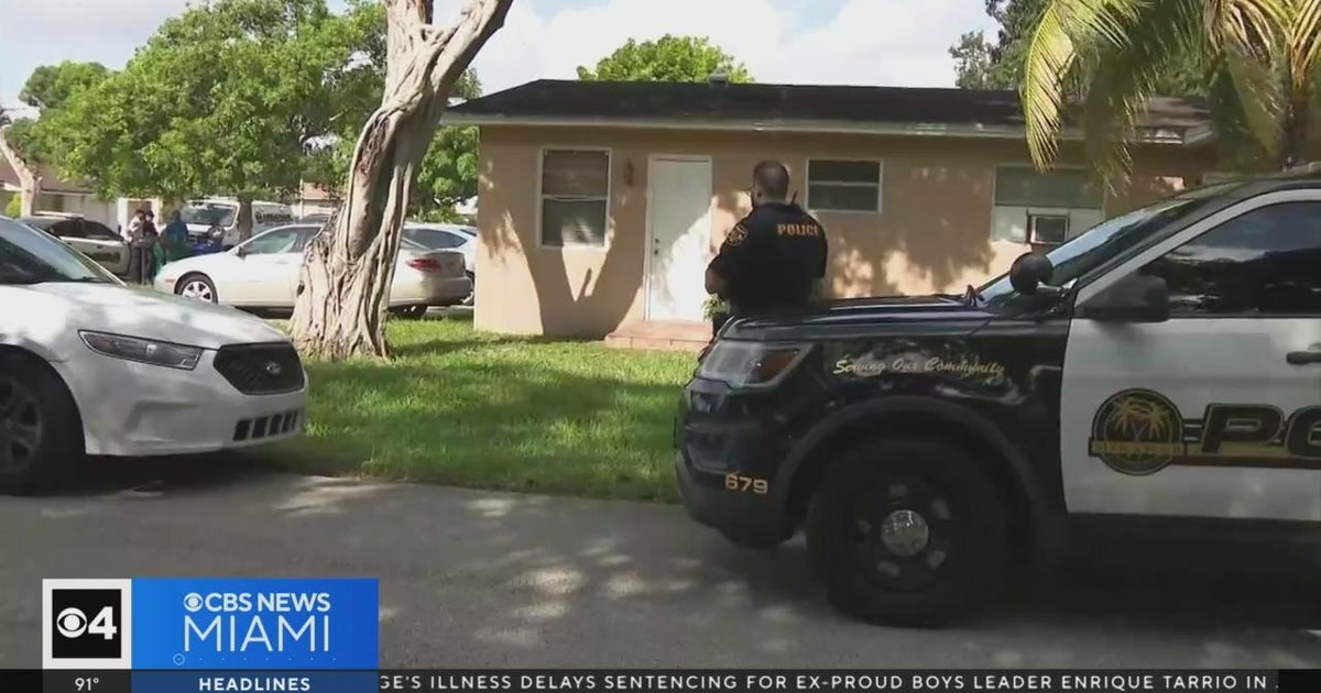 Person who barricaded himself inside of Miramar residence with youngster arrested Person who barricaded himself inside of Miramar residence with youngster arrested