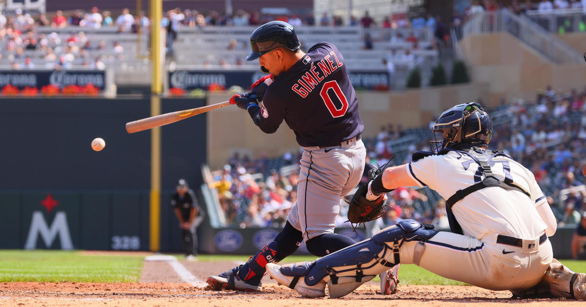 HR In 9th Lifts Twins Over Red Sox 8-6