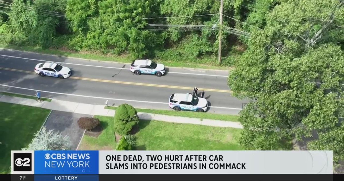 Pedestrian killed in Commack crash CBS New York