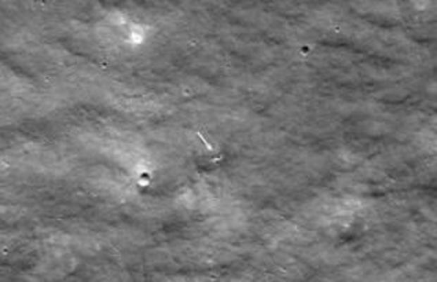 Russia moon probe crash likely left 33-foot-wide crater on the lunar surface, NASA images show