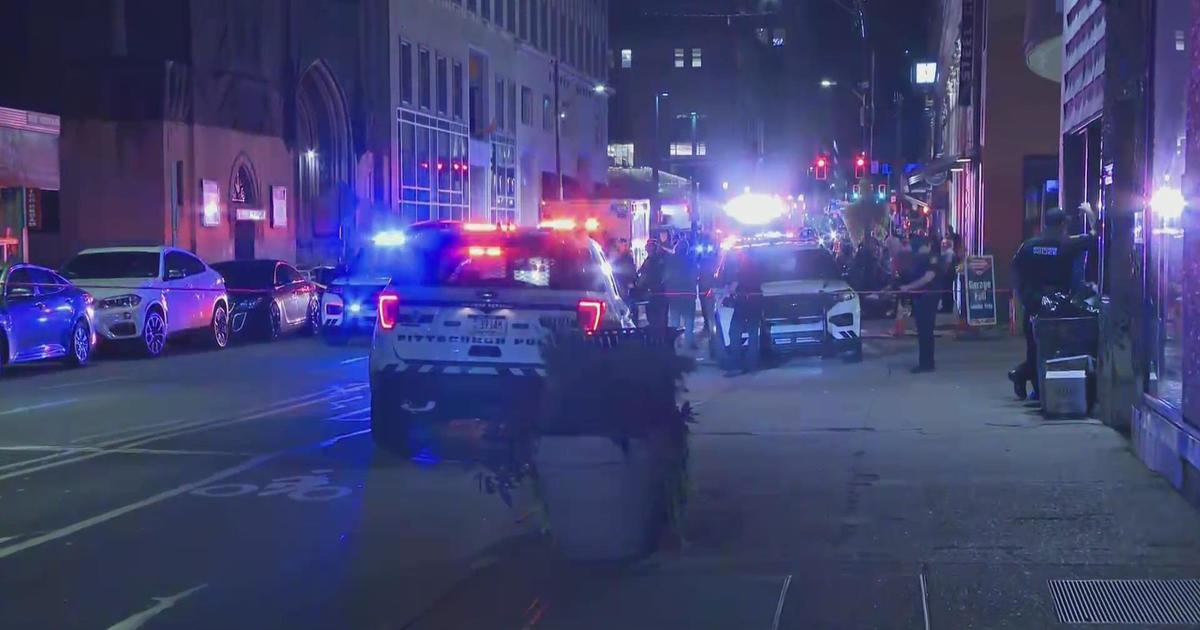 Downtown Pittsburgh shooting leaves 1 dead, 2 injured