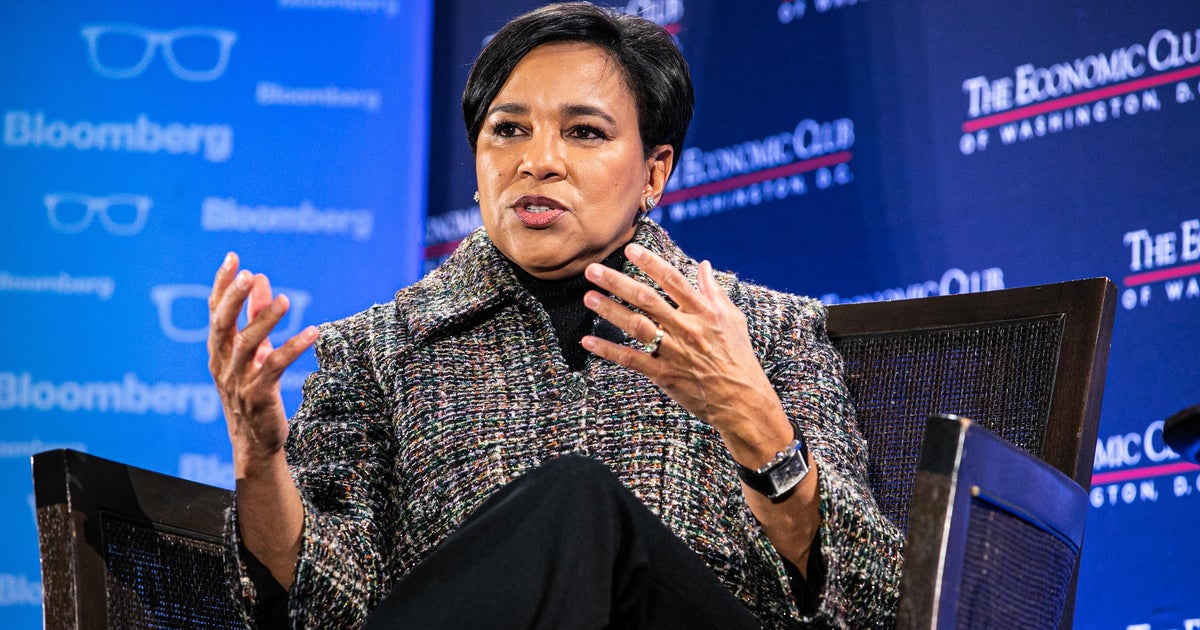 Walgreens CEO Roz Brewer resigns after less than 3 years on the job Walgreens CEO Roz Brewer resigns after less than 3 years on the job