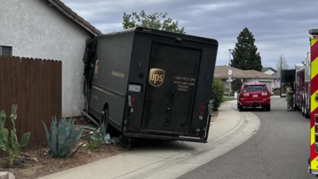 ups-truck-into-house.png 