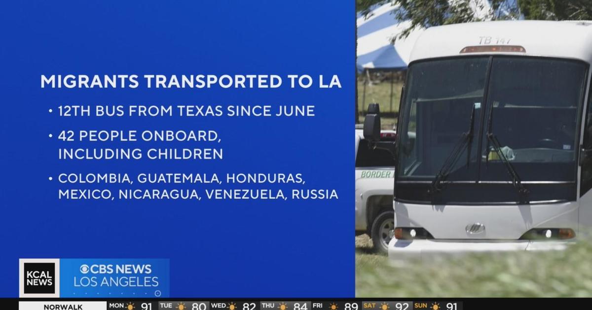 Twelfth Bus Carrying Migrants Arrives In Los Angeles From Texas - CBS ...