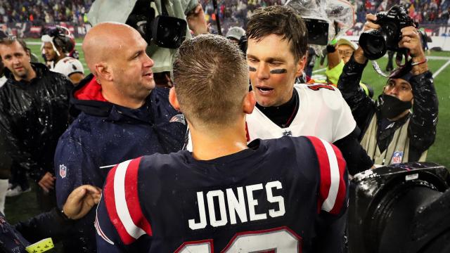 Mac Jones, Tom Brady 