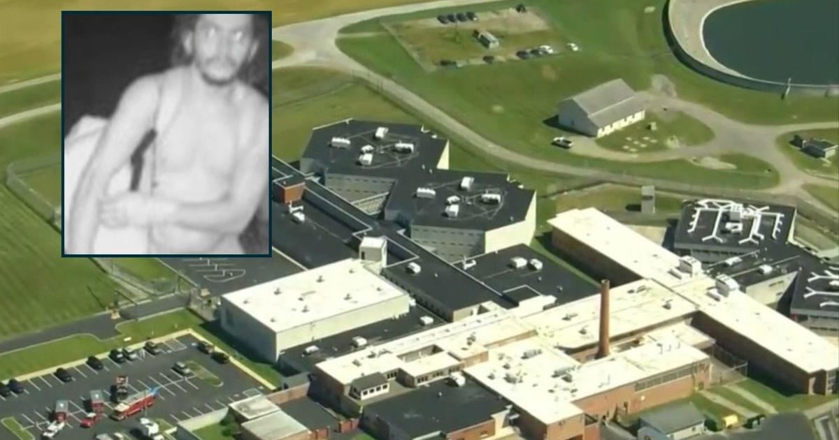 Chester County Prison escape: Manhunt for escapee Danelo Cavalcante prompts  school closures - WHYY