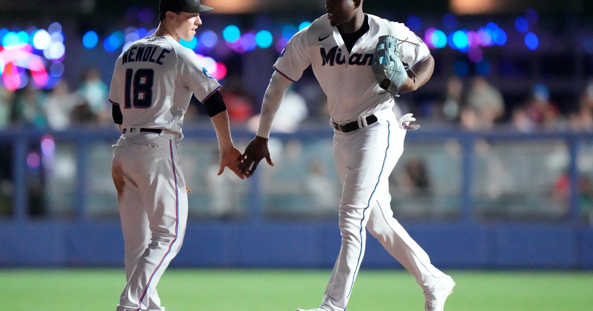 Joey Wendle drives in 4 with HR, double, one to guide Marlins to an 11-4 acquire around Dodgers Joey Wendle drives in 4 with HR, double, one to guide Marlins to an 11-4 acquire around Dodgers
