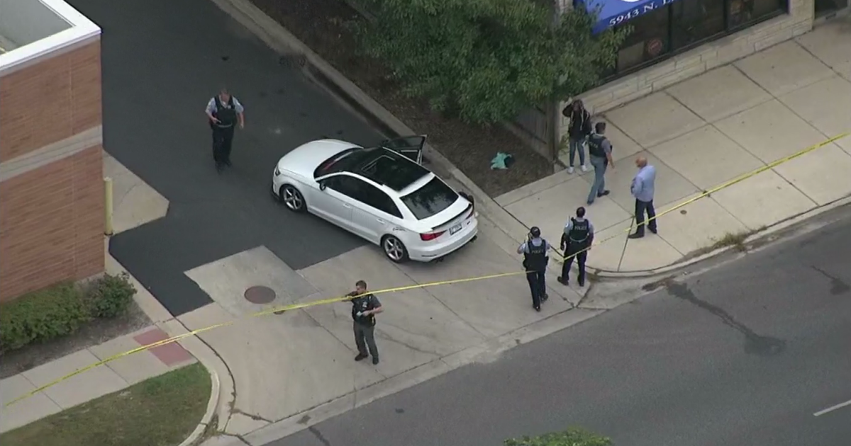 Stabbing Leaves Man Critically Wounded Near Lincoln And Peterson Cbs