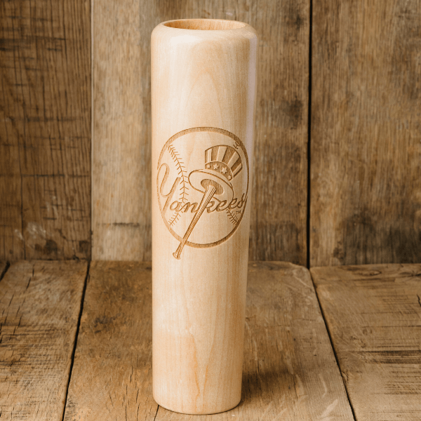 copy-of-baseball-bat-mug-new-york-yankees-circle-full.png