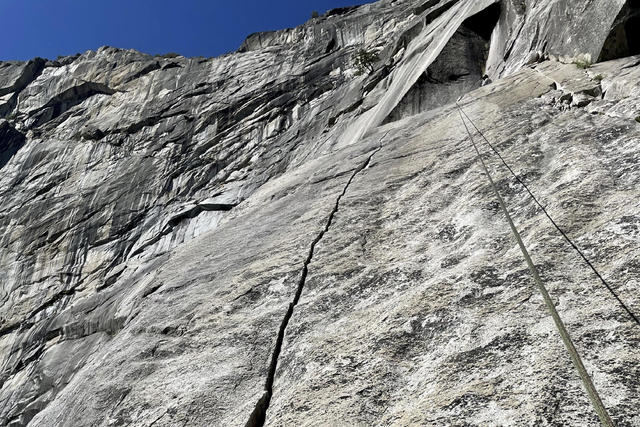 Yosemite rock climbing area 'Super Slide' closed due to massive crack