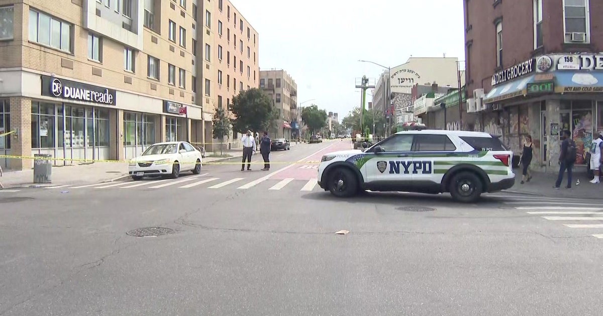 2 injured in Saturday afternoon shooting in Brooklyn - CBS New York